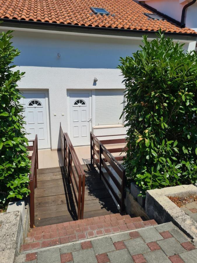יאדראנובו Apartman Velly מראה חיצוני תמונה