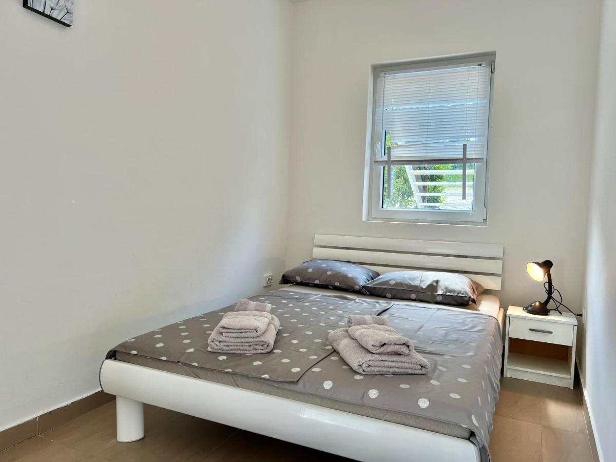 יאדראנובו Apartman Velly מראה חיצוני תמונה